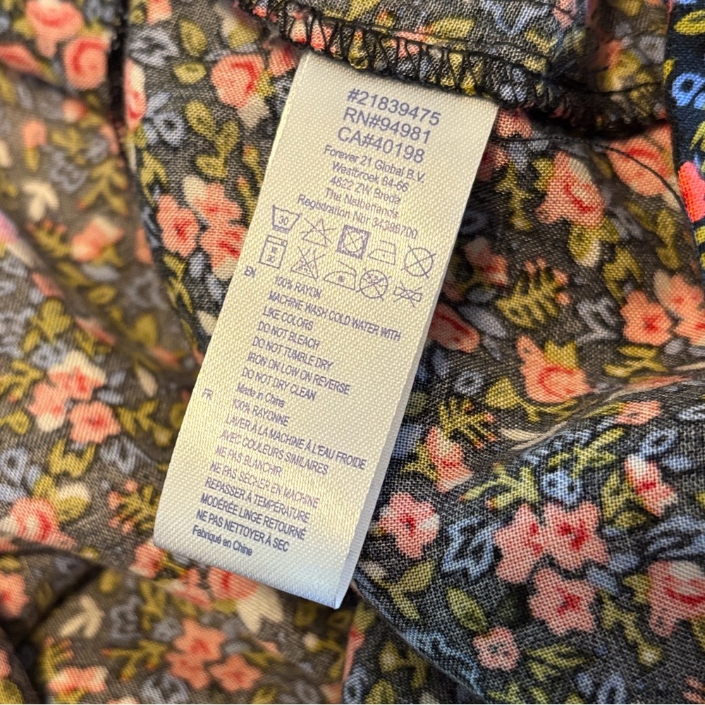 dress size large - Picture 6 of 6